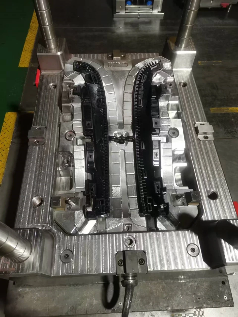 Front Seat Backrest Foam Support Mould