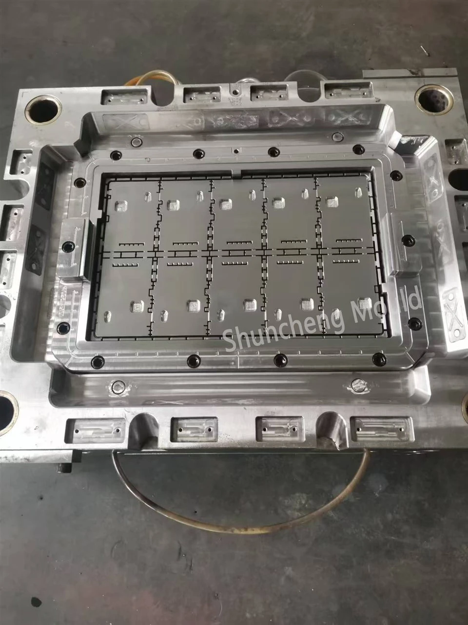 Plastic KLT Box Mould 2
