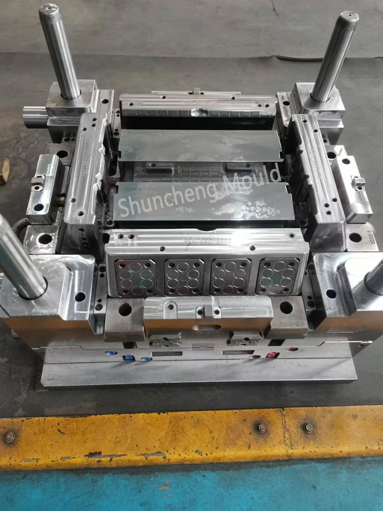 Refrigerator shelf mold 1