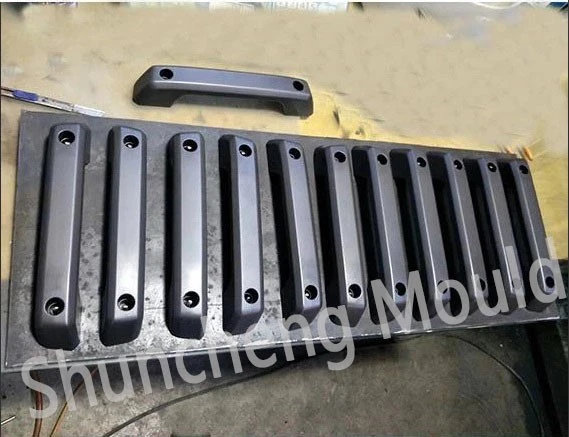 Car Door Handle Gas Injection Mould 3